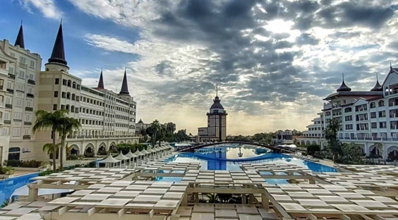 O vacanta de vis la Titanic Mardan Palace, cel mai luxos hotel din Antalya,  costa mai putin decat te asteptai, in 2022