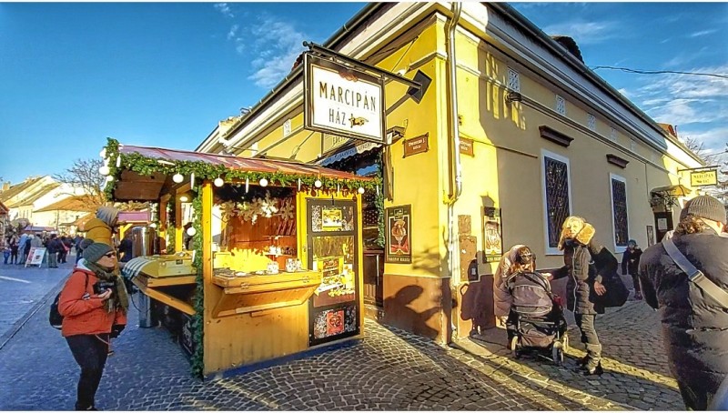 Christmas Fairs in 2021 Budapest, Hungary