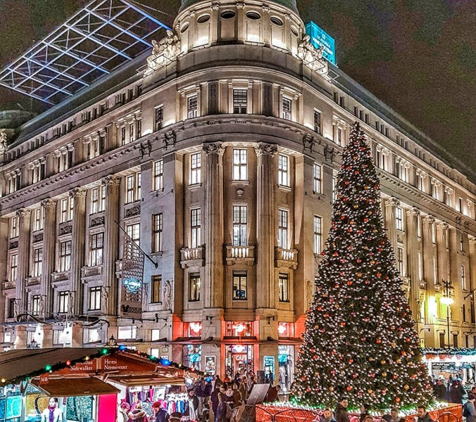 Christmas Fairs in 2021 Budapest, Hungary