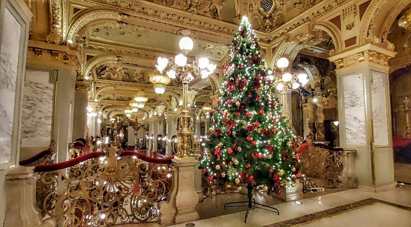 New York Cafe Budapest, the most beautiful cafe in the world!