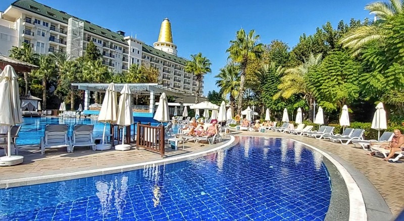 See what Delphin Imperial 5 * Antalya looks like, one of the hotels most loved by Romanians