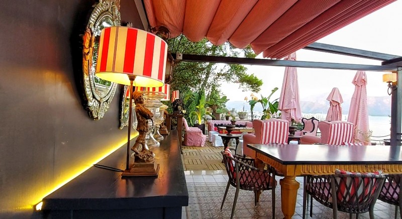 Restaurantul cu specific fructe de mare si plaja privata, La Querida: noua atractie a statiunii Marmaris, Turcia