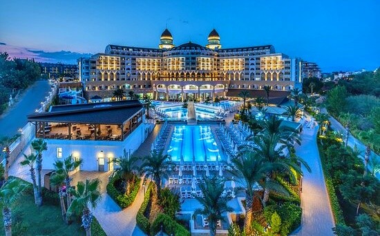 Kirman Sidera Luxury, the top hotel in Alanya, which exceeded my expectations