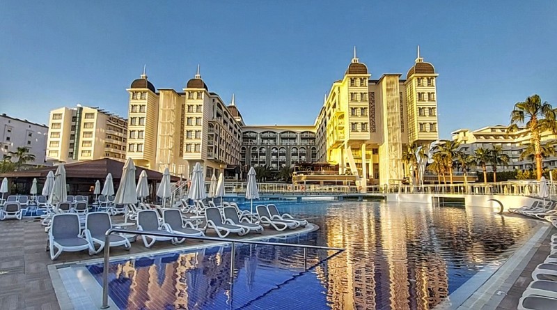 Kirman Sidera Luxury, the top hotel in Alanya, which exceeded my expectations