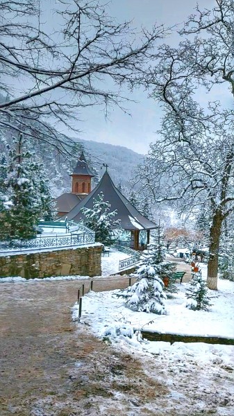 Why to visit Prislop Monastery in winter?