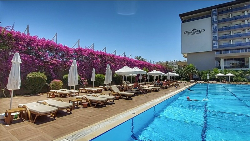 ROYAL GARDEN BEACH din Antalya, un hotel care imi place